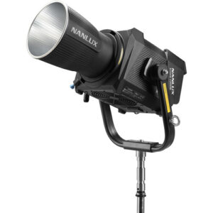 LUZ NANLUX EVOKE 1200B Y FRESNEL
